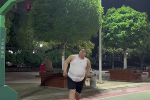 代入肯纳德的视角投三分，这感觉真是太爽了！